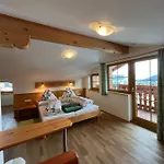Haus Alpengluehn 3*