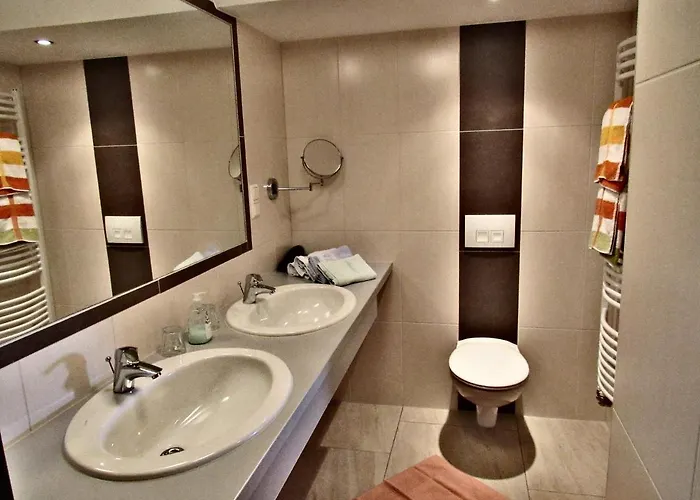 Frühstückspension Haus Alpenglühn 3*